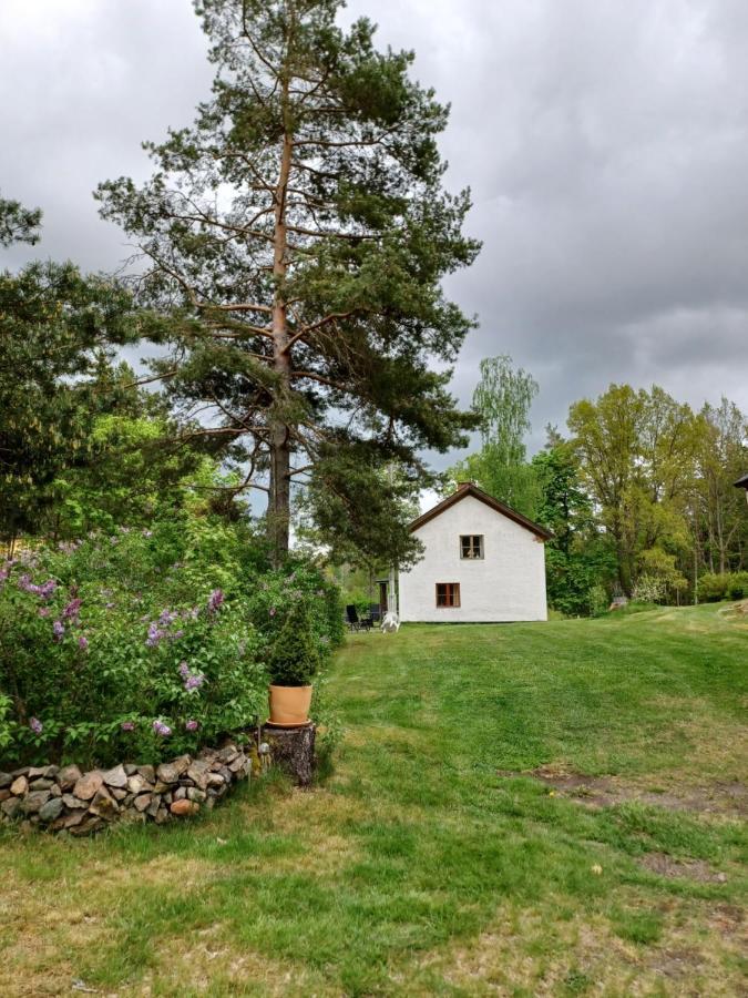 Kopparhyttan1 Guest House Valdemarsvik Exterior photo